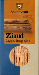 KI generiert: Die Verpackung zeigt Ceylon-Zimtstangen von Sonnentor in Bio-Qualität. Der Hauptinhalt des Bildes ist die Präsentation von Zimtstangen, die durch ein Fenster in der Verpackung sichtbar sind.