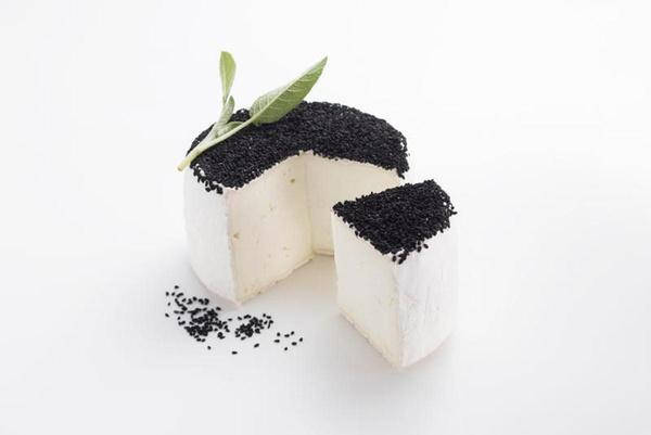 Produktfoto zu Schafsbrie Schwarzkümmel Stück