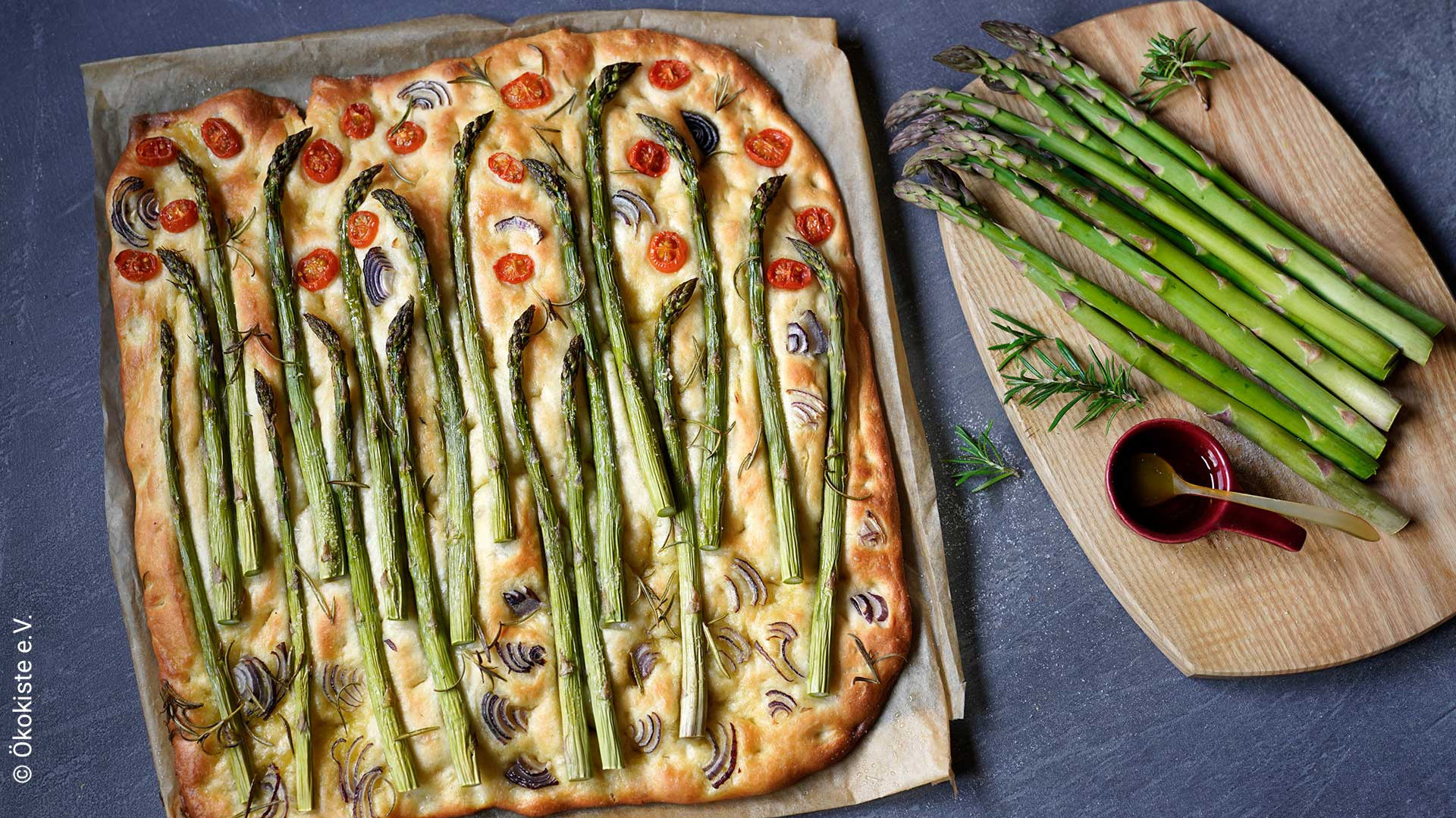 Rezeptbild für Spargel Focaccia