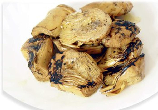 Produktfoto zu Artischocken gegrillt in Öl