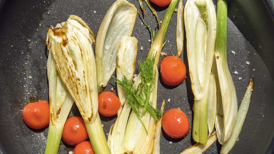 Rezeptbild für Fenchel karamellisiert mit Cherrytomaten