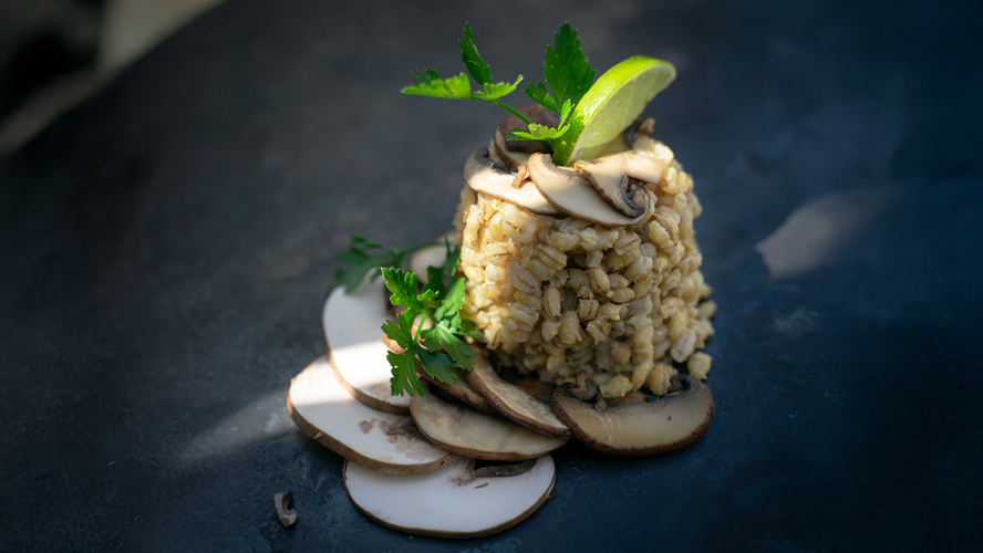 Rezeptbild für Graupenrisotto mit Champignons