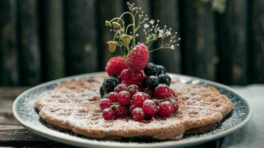 Rezeptbild für Buchweizenwaffeln mit Hollerblüten