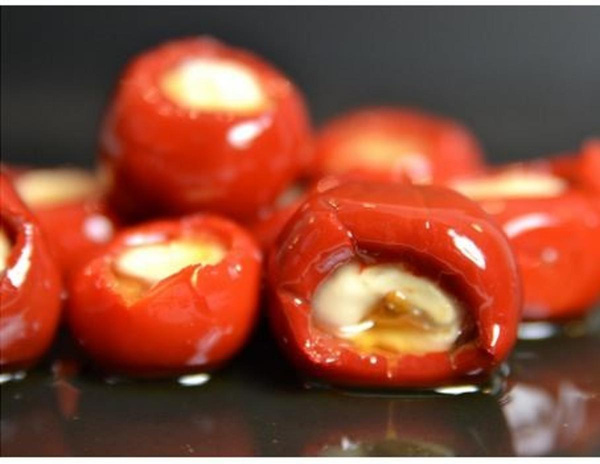 Produktfoto zu Kirschpaprika gefüllt mit Frischkäse