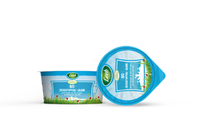Produktfoto zu Ziegentopfen_-quark 8,2 %